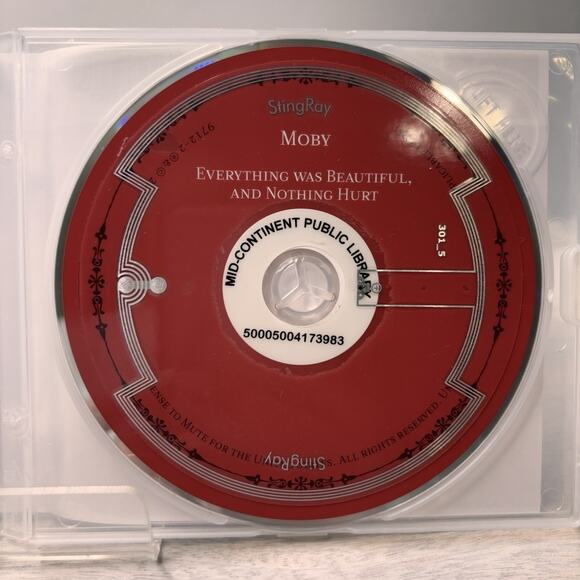 Moby – Everything Was Beautiful and Nothing Hurt CD – 2018 Ambient Electronica – - Picture 4 of 5
